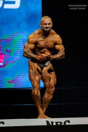 BODYBUILDING +102